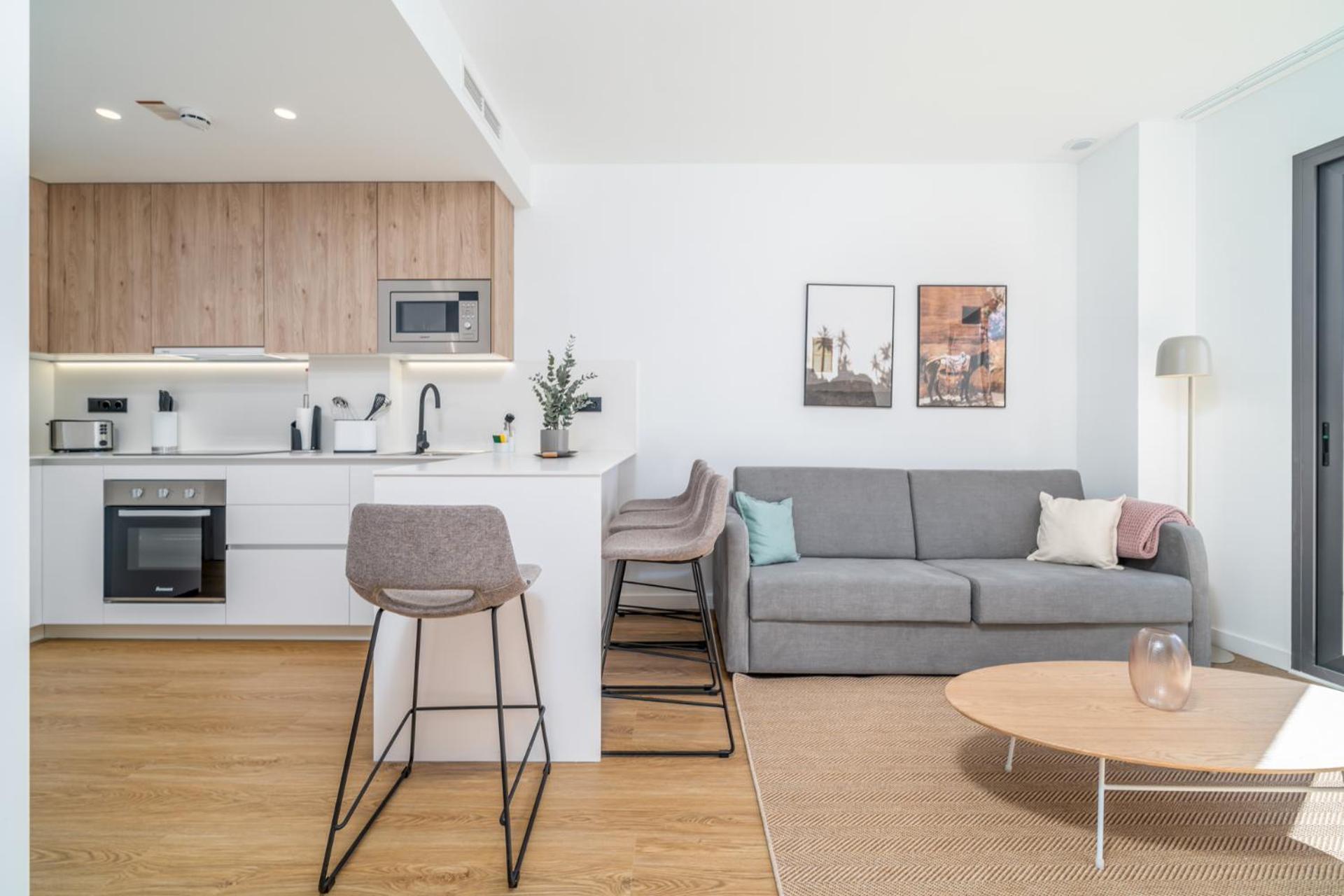 Limehome Barcelona Placa Pirineus L'Hospitalet de Llobregat Exterior foto